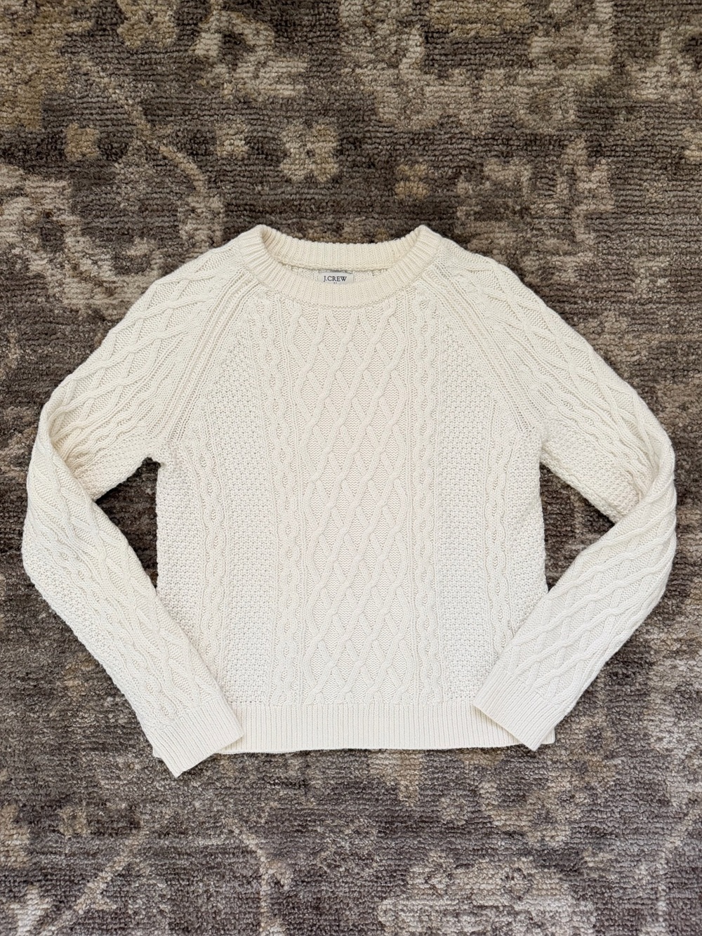 Women’s J Crew crew neck cable knit sweater